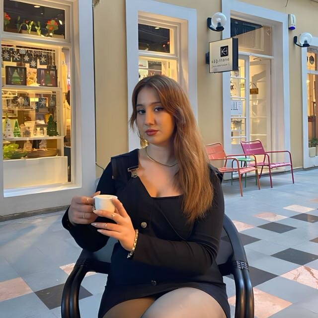 Aysima Hanım